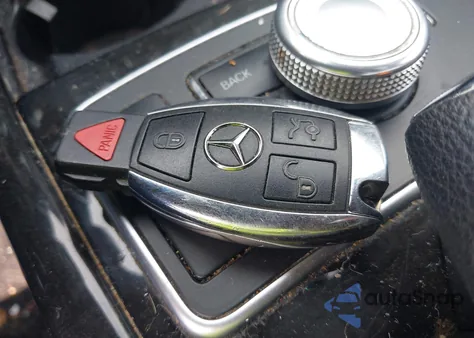 2010 Mercedes-Benz E 350 4Matic z USA, uszkodzony, nr VIN WDDHF8HBXAA100579